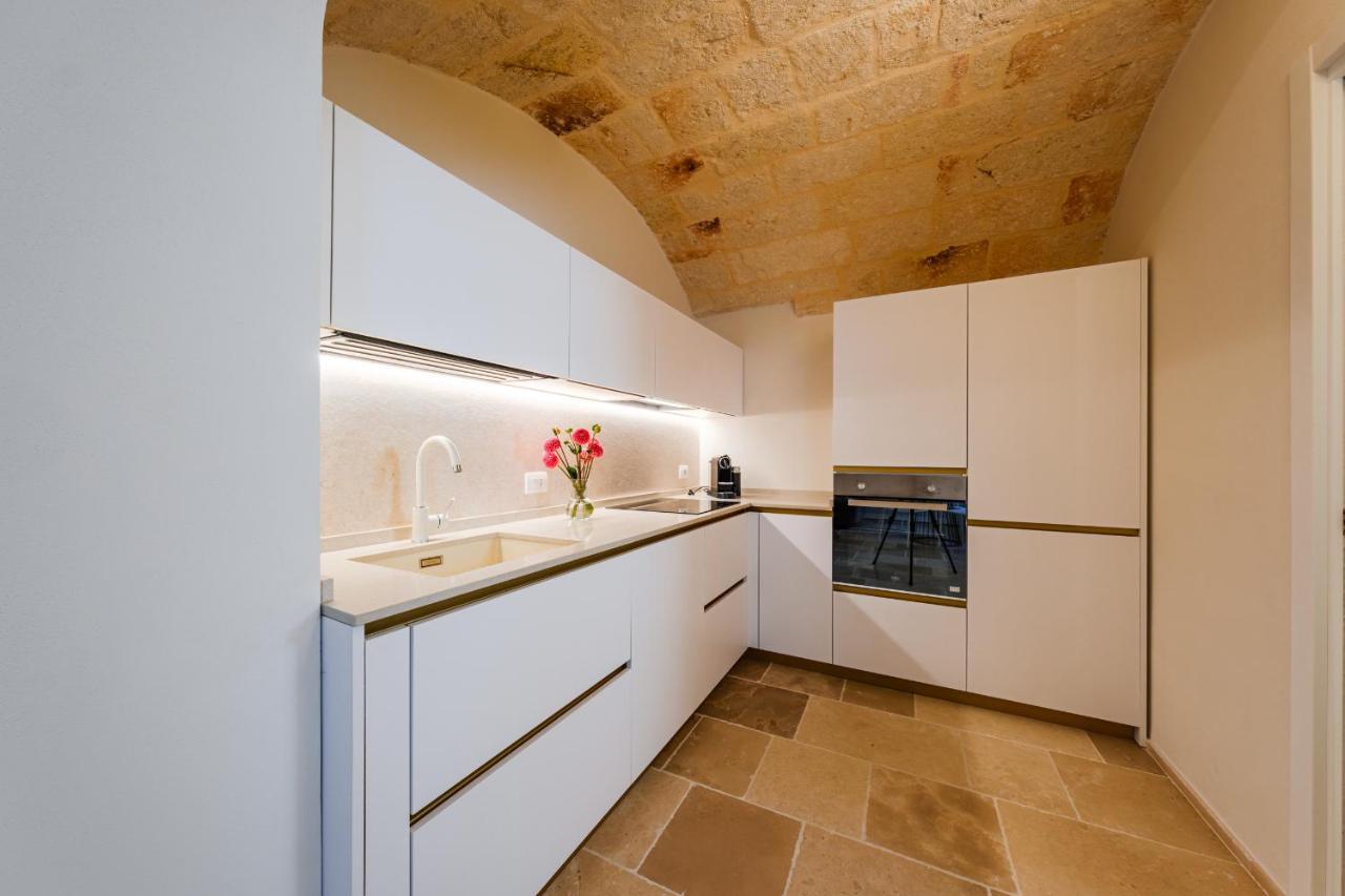 Helloapulia Charming Palazzo Clemente - Self-Catering Suites With Aircondition โมโนโปลี ภายนอก รูปภาพ