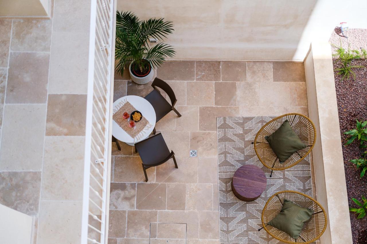 Helloapulia Charming Palazzo Clemente - Self-Catering Suites With Aircondition โมโนโปลี ภายนอก รูปภาพ