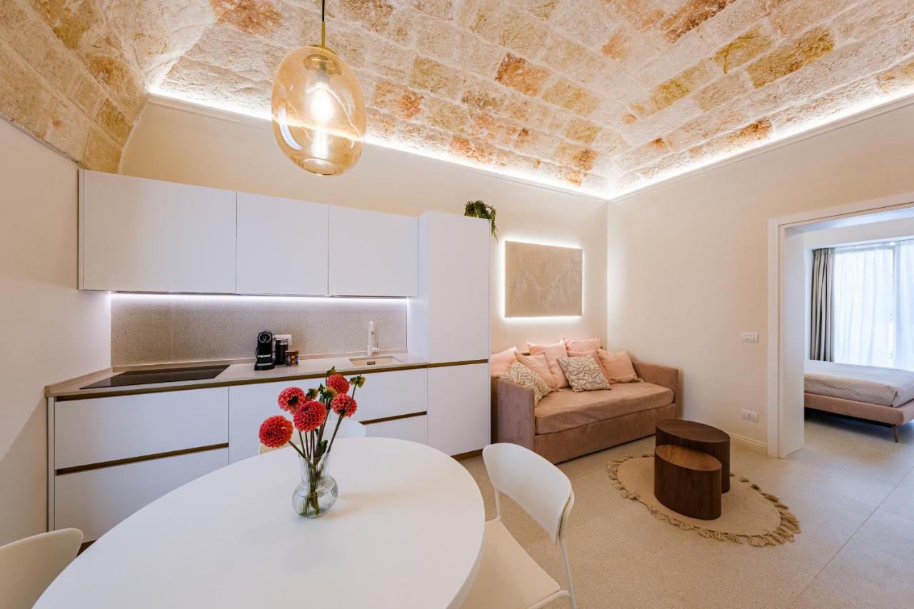 Helloapulia Charming Palazzo Clemente - Self-Catering Suites With Aircondition โมโนโปลี ภายนอก รูปภาพ