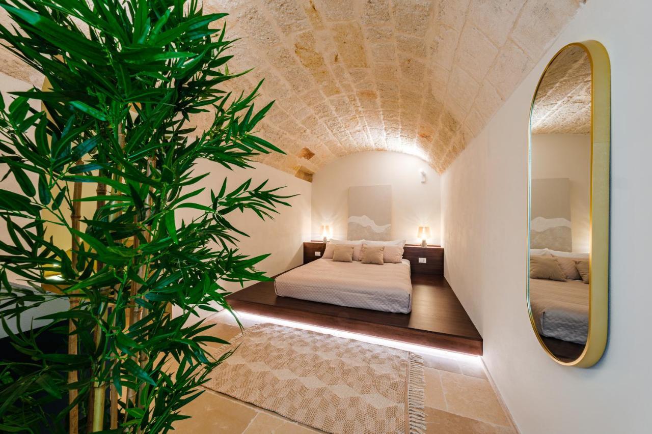 Helloapulia Charming Palazzo Clemente - Self-Catering Suites With Aircondition โมโนโปลี ภายนอก รูปภาพ